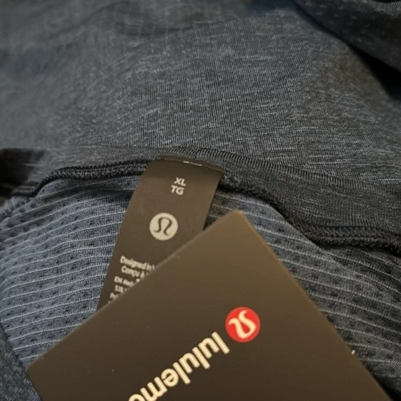 NWT LULULEMON METAL VENT TECH LONG SLEEVE - mineral blue true navy In  S… - Picture 8 of 10